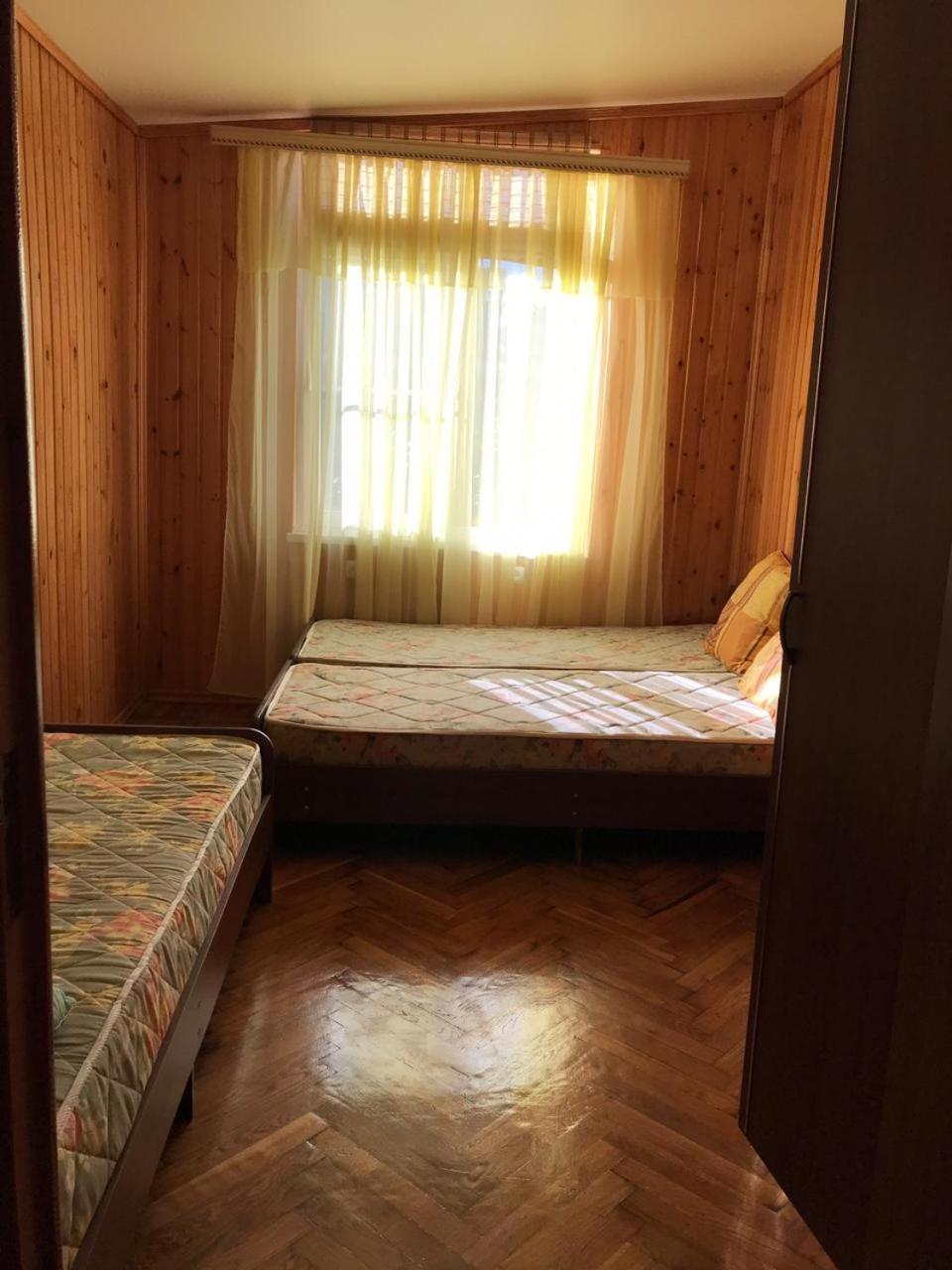Гостевой Дом С Садом Hotel Gagra Luaran gambar