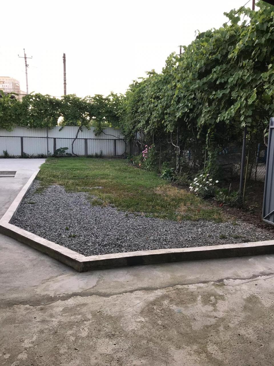 Гостевой Дом С Садом Hotel Gagra Luaran gambar